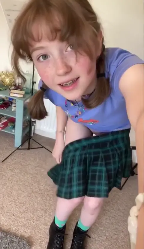 Premium Video 1913